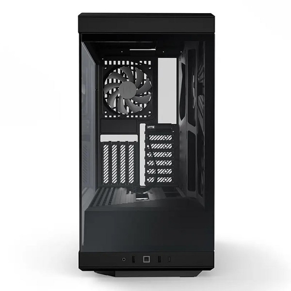 Hyte Y40 Black
